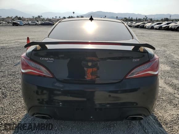 ✅ 2014 Hyundai Genesis Coupe Premium • VIN: KMHHT6KDXEU118663 • Lot: 67302595. Wystawiony na Copart z przebiegiem 114 118 mil. Bezpłatny archiwum sprzedaży aukcyjnych z USA i szczegółowy raport historii pojazdu na DreamBid. Zdjęcie 6.