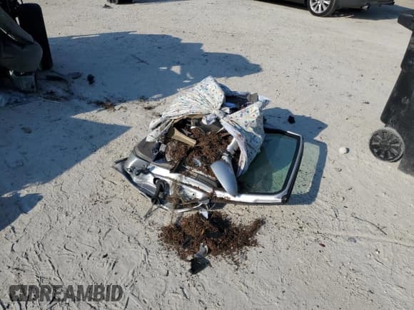 ✅ 2003 Chevrolet Impala • VIN: 2G1WF55E139153094 • Lot: 85886405. Wystawiony na Copart z przebiegiem Nie podano. Bezpłatny archiwum sprzedaży aukcyjnych z USA i szczegółowy raport historii pojazdu na DreamBid. Zdjęcie 12.