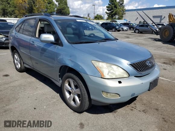 ✅ 2005 Lexus RX 330 • VIN: 2T2GA31UX5C041016 • Лот: 84801345. Опубликован ранее на Copart с пробегом 221 830 миль. Бесплатный доступ к архиву аукционных продаж из США и подробный отчёт об истории автомобиля на DreamBid. Изображение 4.