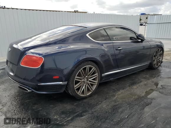 ✅ 2015 Bentley Continental GT • VIN: SCBFJ7ZA4FC045867 • Lot: 84388344. Listed on Copart with 41,137 mi. Free auction sales archive from the USA and detailed vehicle history report at DreamBid. Image 3.