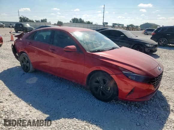 ✅ 2022 Hyundai Elantra SEL • VIN: 5NPLM4AG5NH081852 • Lot: 85712675. Listed on Copart with 36,272 mi. Free auction sales archive from the USA and detailed vehicle history report at DreamBid. Image 4.