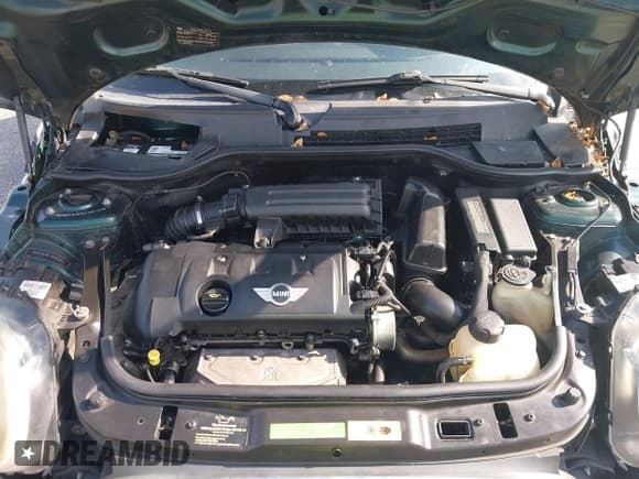 ✅ 2010 MINI Hardtop • VIN: WMWMF3C53ATZ65120 • Lot: 43847516. Wystawiony na IAAI z przebiegiem 104 380 mil. Bezpłatny archiwum sprzedaży aukcyjnych z USA i szczegółowy raport historii pojazdu na DreamBid. Zdjęcie 10.