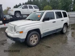 ✅ 2011 Jeep Patriot Latitude • VIN: 1J4NT1GAXBD290075 • Lot: 93471675. Listed on Copart with 107,482 mi. Free auction sales archive from the USA and detailed vehicle history report at DreamBid. Image 1.