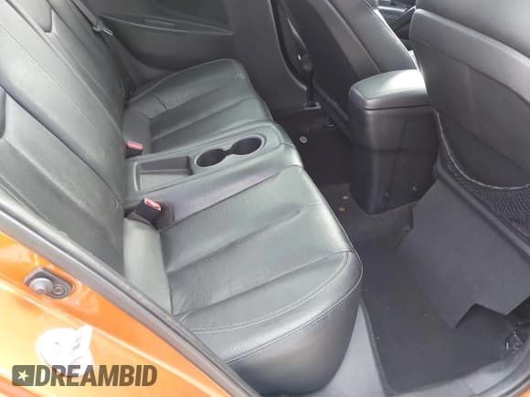 ✅ 2013 Hyundai Veloster Turbo • VIN: KMHTC6AE2DU122905 • Lot: 41202677. Wystawiony na IAAI z przebiegiem 113 535 mil. Bezpłatny archiwum sprzedaży aukcyjnych z USA i szczegółowy raport historii pojazdu na DreamBid. Zdjęcie 8.