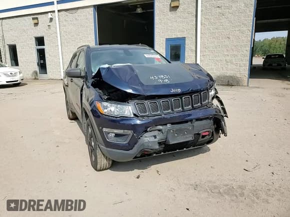 ✅ 2017 Jeep Compass Trailhawk • VIN: 3C4NJDDB0HT680292 • Lot: 82076675. Wystawiony na Copart z przebiegiem 118 358 mil. Bezpłatny archiwum sprzedaży aukcyjnych z USA i szczegółowy raport historii pojazdu na DreamBid. Zdjęcie 14.