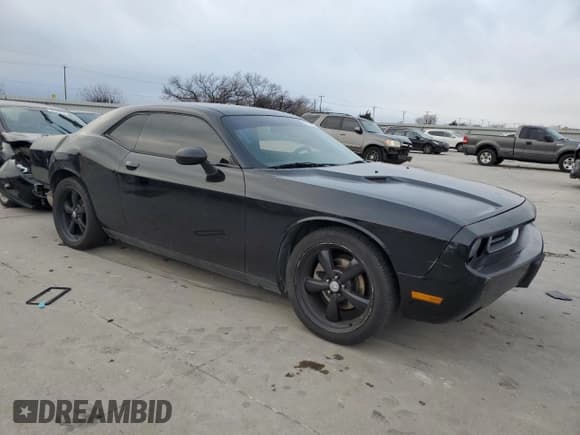 ✅ 2014 Dodge Challenger SXT • VIN: 2C3CDYAG2EH289658 • Lot: 85795924. Wystawiony na Copart z przebiegiem 180 893 mil. Bezpłatny archiwum sprzedaży aukcyjnych z USA i szczegółowy raport historii pojazdu na DreamBid. Zdjęcie 4.