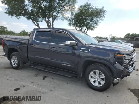 ✅ 2022 GMC Sierra 1500 SLE • VIN: 3GTPUBEK2NG642618 • Лот: 51894545. Опубликован ранее на Copart с пробегом 30 245 миль. Бесплатный доступ к архиву аукционных продаж из США и подробный отчёт об истории автомобиля на DreamBid. Изображение 4.