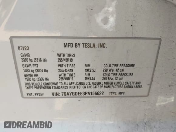 ✅ 2023 Tesla Model Y Long Range • VIN: 7SAYGDEE3PA156622 • Lot: 43355932. Wystawiony na IAAI z przebiegiem 27 775 mil. Bezpłatny archiwum sprzedaży aukcyjnych z USA i szczegółowy raport historii pojazdu na DreamBid. Zdjęcie 9.