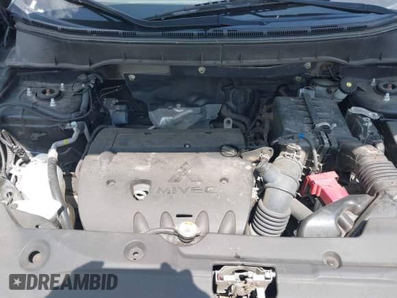 2019 Mitsubishi Outlander ES z VIN JA4AP3AU6KU028183, wystawiony jako IAAI lot #42963351 z przebiegiem 33 604 mil mil oraz . Historia ofert i sprzedaży dostępna na DreamBid. Obrazek 10.