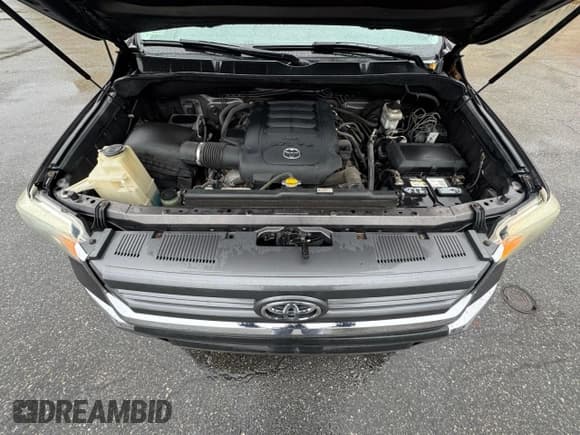 ✅ 2014 Toyota Tundra SR • VIN: 5TFUY5F13EX343889 • Лот: 92722365. Опубликован ранее на Copart с пробегом 219 413 миль. Бесплатный доступ к архиву аукционных продаж из США и подробный отчёт об истории автомобиля на DreamBid. Изображение 7.