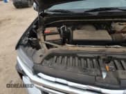 ✅ 2019 Chevrolet Silverado 1500 LTZ • VIN: 3GCUYGEL3KG242236 • Lot: 61676645. Wystawiony na Copart z przebiegiem 63 621 mil. Bezpłatny archiwum sprzedaży aukcyjnych z USA i szczegółowy raport historii pojazdu na DreamBid. Zdjęcie 13.