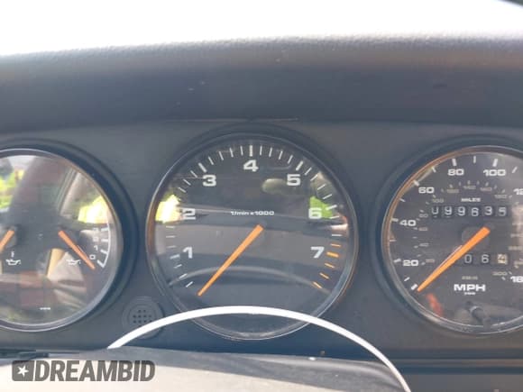 ✅ 1994 Porsche 911 • VIN: WP0AB2964RS420363 • Лот: 42097800. Опубликован ранее на IAAI с пробегом 99 635 миль. Бесплатный доступ к архиву аукционных продаж из США и подробный отчёт об истории автомобиля на DreamBid. Изображение 7.