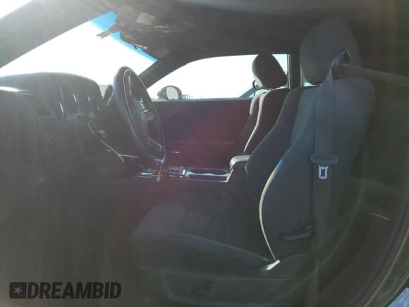 ✅ 2010 Dodge Challenger SE • VIN: 2B3CJ4DV0AH220390 • Lot: 90132895. Listed on Copart with 193,882 mi. Free auction sales archive from the USA and detailed vehicle history report at DreamBid. Image 7.