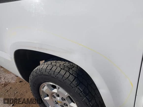 ✅ 2014 Chevrolet Suburban LT • VIN: 1GNSKJE7XER207987 • Lot: 43375552. Listed on IAAI with 146,389 mi. Free auction sales archive from the USA and detailed vehicle history report at DreamBid. Image 20.