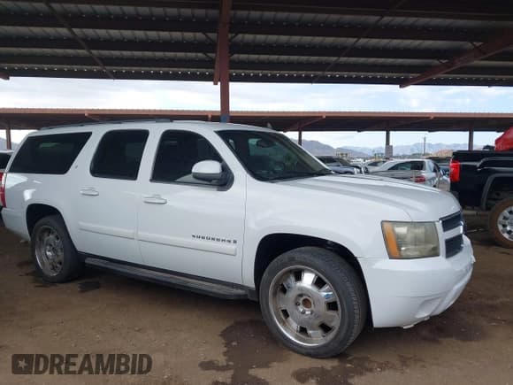 ✅ 2008 Chevrolet Suburban 3LT • VIN: 3GNFC16058G300128 • Lot: 43274093. Listed on IAAI with 188,737 mi. Free auction sales archive from the USA and detailed vehicle history report at DreamBid. Image 1.