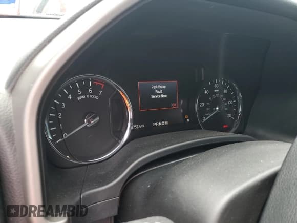 ✅ 2021 Ford Expedition XLT • VIN: 1FMJU1HT4MEA22648 • Lot: 71452615. Wystawiony na Copart z przebiegiem 39 752 mil. Bezpłatny archiwum sprzedaży aukcyjnych z USA i szczegółowy raport historii pojazdu na DreamBid. Zdjęcie 9.