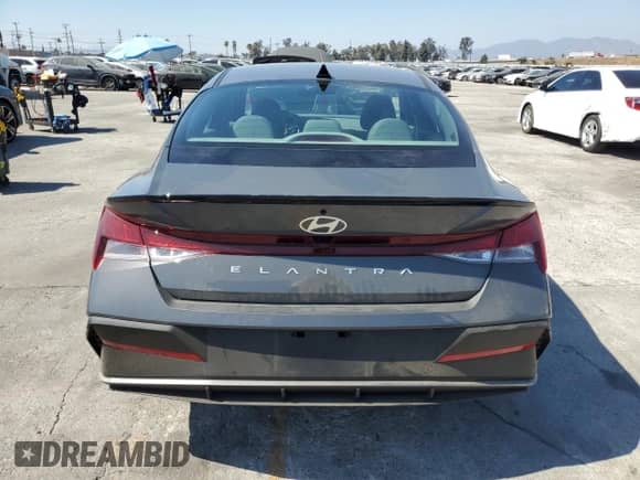 2025 Hyundai Elantra SEL Sport with VIN KMHLM4DG5SU011213, listed as a Copart auction lot 80863655 with 2,851 mi miles and Salvage title. Bid and sale history available at DreamBid. Image 6.