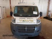 ✅ 2018 Ram ProMaster Cargo • VIN: 3C6TRVAG5JE134675 • Lot: 43534462. Wystawiony na IAAI z przebiegiem 180 220 mil. Bezpłatny archiwum sprzedaży aukcyjnych z USA i szczegółowy raport historii pojazdu na DreamBid. Zdjęcie 13.