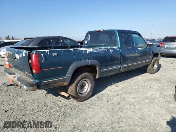 ✅ 1997 GMC Sierra 2500 • VIN: 1GTGK29RXVE540701 • Lot: 41925335. Listed on Copart with 151,441 mi. Free auction sales archive from the USA and detailed vehicle history report at DreamBid. Image 3.
