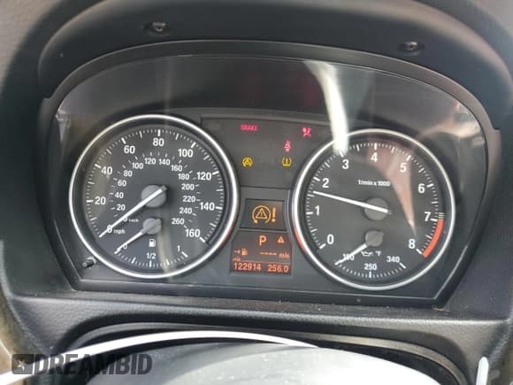 ✅ 2010 BMW 3 Series 335i • VIN: WBAWB7C54AP048496 • Lot: 65132215. Listed on Copart with 122,914 mi. Free auction sales archive from the USA and detailed vehicle history report at DreamBid. Image 9.