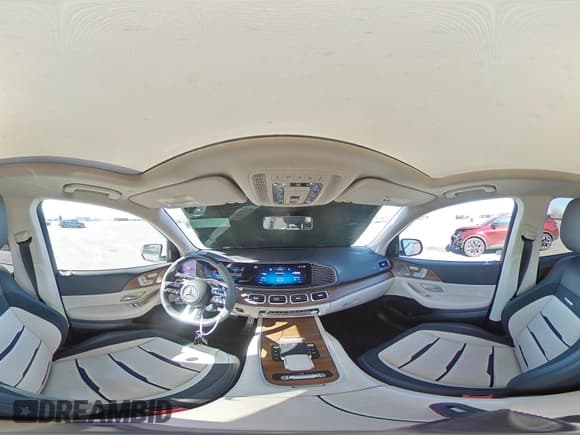 ✅ 2024 Mercedes-Benz GLE 53 AMG • VIN: 4JGFB6BB0RB192541 • Лот: 82535865. Опубликован ранее на Copart с пробегом 14 124 миль. Бесплатный доступ к архиву аукционных продаж из США и подробный отчёт об истории автомобиля на DreamBid. Изображение 14.