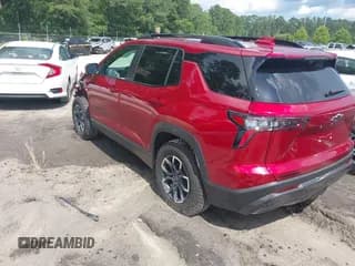 ✅ 2025 Chevrolet Equinox FWD ACTIV • VIN: 3GNAXKEG1SL260082 • Lot: 42441773. Wystawiony na IAAI z przebiegiem 881 mil. Bezpłatny archiwum sprzedaży aukcyjnych z USA i szczegółowy raport historii pojazdu na DreamBid. Zdjęcie 3.