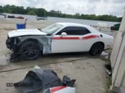 ✅ 2020 Dodge Challenger R/T 50th Anniversary • VIN: 2C3CDZBT1LH210608 • Lot: 64180975. Wystawiony na Copart z przebiegiem 28 120 mil. Bezpłatny archiwum sprzedaży aukcyjnych z USA i szczegółowy raport historii pojazdu na DreamBid. Zdjęcie 2.