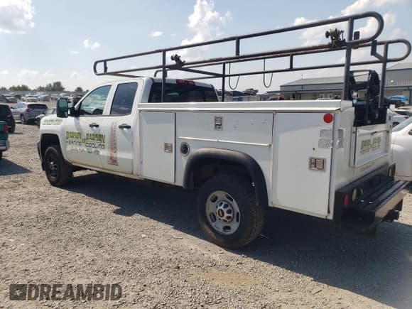 ✅ 2015 Chevrolet Silverado 2500HD • VIN: 1GB2KUEG6FZ131927 • Лот: 61643155. Опубликован ранее на Copart с пробегом 183 962 миль. Бесплатный доступ к архиву аукционных продаж из США и подробный отчёт об истории автомобиля на DreamBid. Изображение 2.