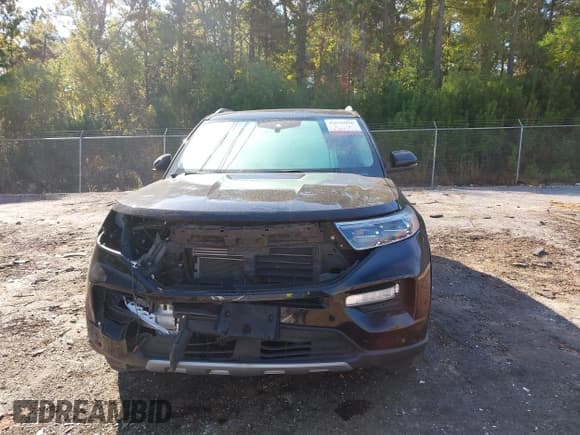 ✅ 2021 Ford Explorer Limited • VIN: 1FMSK7FH8MGA02161 • Lot: 43636956. Wystawiony na IAAI z przebiegiem 97 282 mil. Bezpłatny archiwum sprzedaży aukcyjnych z USA i szczegółowy raport historii pojazdu na DreamBid. Zdjęcie 13.