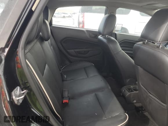 ✅ 2011 Ford Fiesta SES • VIN: 3FADP4FJ5BM145481 • Lot: 81997165. Wystawiony na Copart z przebiegiem Nie podano. Bezpłatny archiwum sprzedaży aukcyjnych z USA i szczegółowy raport historii pojazdu na DreamBid. Zdjęcie 10.