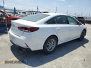 ✅ 2018 Hyundai Sonata SE • VIN: 5NPE24AF3JH700450 • Lot: 66043935. Wystawiony na Copart z przebiegiem Nie podano. Bezpłatny archiwum sprzedaży aukcyjnych z USA i szczegółowy raport historii pojazdu na DreamBid. Zdjęcie 3.