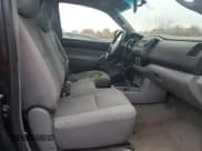 ✅ 2008 Toyota Tacoma • VIN: 5TEPX42N98Z505993 • Lot: 91369715. Wystawiony na Copart z przebiegiem Nie podano. Bezpłatny archiwum sprzedaży aukcyjnych z USA i szczegółowy raport historii pojazdu na DreamBid. Zdjęcie 10.