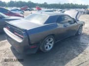 ✅ 2019 Dodge Challenger SXT • VIN: 2C3CDZAG8KH752288 • Lot: 42763635. Wystawiony na IAAI z przebiegiem 106 277 mil. Bezpłatny archiwum sprzedaży aukcyjnych z USA i szczegółowy raport historii pojazdu na DreamBid. Zdjęcie 4.