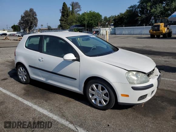 ✅ 2009 Volkswagen Rabbit S • VIN: WVWBB71K19W137275 • Lot: 59848275. Listed on Copart with 47,034 mi. Free auction sales archive from the USA and detailed vehicle history report at DreamBid. Image 4.