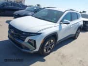 ✅ 2026 Hyundai Tucson SEL • VIN: 5NMJB3DE0TH609647 • Лот: 43456317. Опубликован ранее на IAAI с пробегом 3 679 миль. Бесплатный доступ к архиву аукционных продаж из США и подробный отчёт об истории автомобиля на DreamBid. Изображение 2.