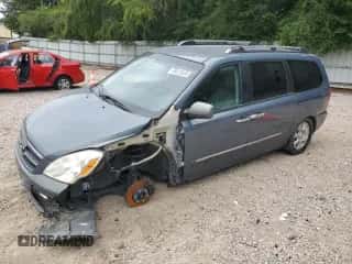 2007 Hyundai Entourage GLS z VIN KNDMC233376023404, wystawiony jako Copart lot #69413625 z przebiegiem 135 989 mil mil oraz Szkoda całkowita • Salvage title. Historia ofert i sprzedaży dostępna na DreamBid. Obrazek 1.