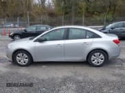 ✅ 2014 Chevrolet Cruze LS • VIN: 1G1PA5SHXE7478705 • Лот: 43540857. Опубликован ранее на IAAI с пробегом 164 841 миль. Бесплатный доступ к архиву аукционных продаж из США и подробный отчёт об истории автомобиля на DreamBid. Изображение 14.