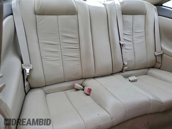 ✅ 2000 Toyota Solara SE • VIN: 2T1CF28P3YC363578 • Lot: 94793365. Listed on Copart with 259,524 mi. Free auction sales archive from the USA and detailed vehicle history report at DreamBid. Image 10.