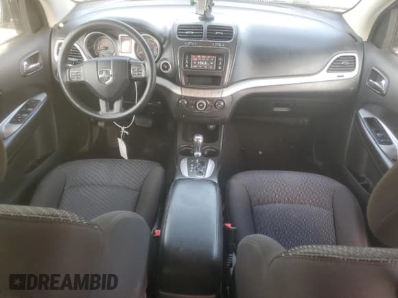 ✅ 2014 Dodge Journey SXT • VIN: 3C4PDDBGXET251364 • Lot: 82058185. Listed on Copart with 131,092 mi. Free auction sales archive from the USA and detailed vehicle history report at DreamBid. Image 8.