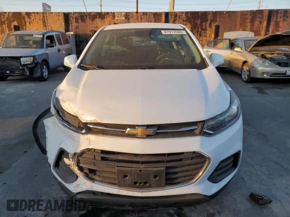 2018 Chevrolet Trax LS с VIN 3GNCJKSB2JL237296, выставлен на аукционе Copart как лот 87913505 с пробегом 52 340 миль миль и Списание • Salvage title. История ставок и продаж доступна на DreamBid. Изображение 5.