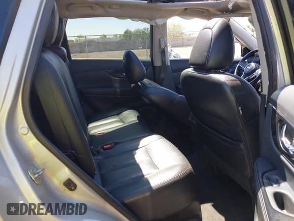 ✅ 2017 Nissan Rogue SL • VIN: 5N1AT2MVXHC881132 • Lot: 42536305. Listed on IAAI with Not provided. Free auction sales archive from the USA and detailed vehicle history report at DreamBid. Image 8.