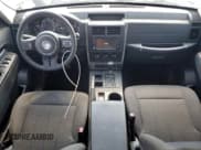 ✅ 2011 Jeep Liberty Sport • VIN: 1J4PP2GK4BW595149 • Lot: 67919215. Wystawiony na Copart z przebiegiem 89 998 mil. Bezpłatny archiwum sprzedaży aukcyjnych z USA i szczegółowy raport historii pojazdu na DreamBid. Zdjęcie 8.