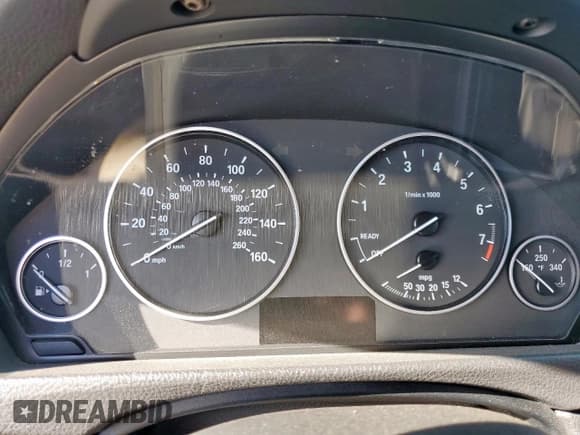 ✅ 2015 BMW 3 Series 320i • VIN: WBA3B1G53FNT03300 • Lot: 91832605. Listed on Copart with Not provided. Free auction sales archive from the USA and detailed vehicle history report at DreamBid. Image 9.