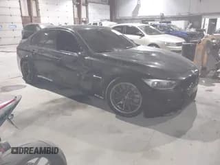 ✅ 2015 BMW M3 • VIN: WBS3C9C59FP806198 • Lot: 41339037. Wystawiony na IAAI z przebiegiem 89 610 mil. Bezpłatny archiwum sprzedaży aukcyjnych z USA i szczegółowy raport historii pojazdu na DreamBid. Zdjęcie 1.