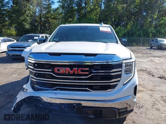 ✅ 2025 GMC Sierra 1500 SLT • VIN: 3GTUUDED3SG258228 • Лот: 43404808. Опубликован ранее на IAAI с пробегом 4 609 миль. Бесплатный доступ к архиву аукционных продаж из США и подробный отчёт об истории автомобиля на DreamBid. Изображение 12.