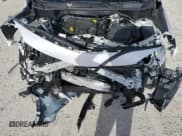 ✅ 2020 Buick Encore GX Essence • VIN: KL4MMFS27LB126236 • Lot: 72757054. Wystawiony na Copart z przebiegiem 18 319 mil. Bezpłatny archiwum sprzedaży aukcyjnych z USA i szczegółowy raport historii pojazdu na DreamBid. Zdjęcie 14.