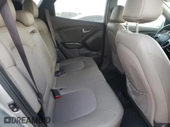 ✅ 2015 Hyundai Tucson SE • VIN: KM8JU3AG0FU090639 • Lot: 87036235. Listed on Copart with 70,319 mi. Free auction sales archive from the USA and detailed vehicle history report at DreamBid. Image 11.