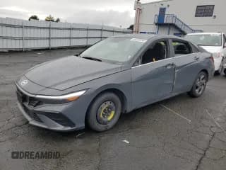 ✅ 2025 Hyundai Elantra SEL Convenience • VIN: KMHLS4DG7SU032411 • Lot: 93052025. Listed on Copart with 12,735 mi. Free auction sales archive from the USA and detailed vehicle history report at DreamBid. Image 1.