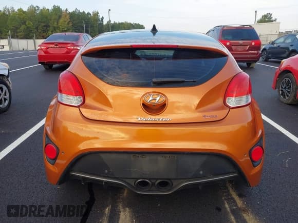 ✅ 2014 Hyundai Veloster Turbo • VIN: KMHTC6AE9EU208312 • Lot: 43273422. Listed on IAAI with 102,780 mi. Free auction sales archive from the USA and detailed vehicle history report at DreamBid. Image 17.