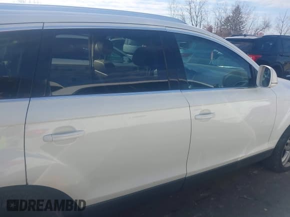 ✅ 2008 Audi Q7 Premium • VIN: WA1BY74L68D027989 • Lot: 43678818. Wystawiony na IAAI z przebiegiem 220 976 mil. Bezpłatny archiwum sprzedaży aukcyjnych z USA i szczegółowy raport historii pojazdu na DreamBid. Zdjęcie 14.